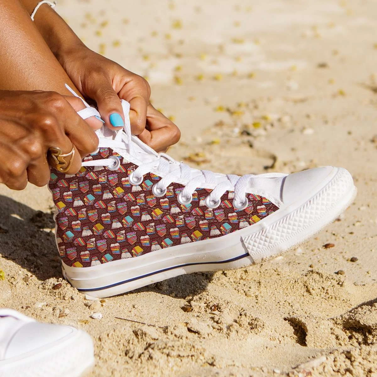 Women's High Top Bookish Pattern 2 White/Black 5 Women's High Top Bookish Pattern 2 White/Black - Image 3