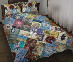 "Alice In Wonderland"Book Covers Quilt Bed