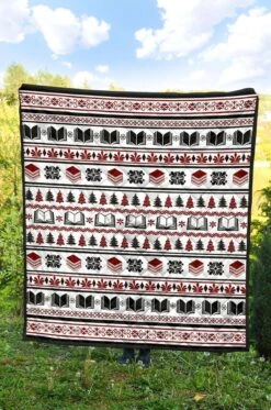 Bookish Christmas Quilt -Home Fashion Store front 4 84b27c22 f79b 45ab 9bd6 8d5c55694106