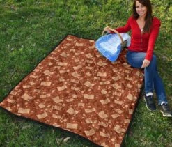 Brown Bookish Pattern Quilt 18 Brown Bookish Pattern Quilt -Home Fashion Store front 4 ec9319f5 fcd9 42bd 8171 c0bff972176a