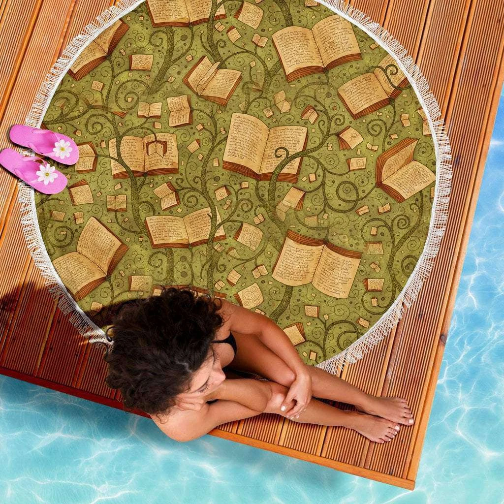Green Bookish Round Beach Blanket 7 Green Bookish Round Beach Blanket - Image 5