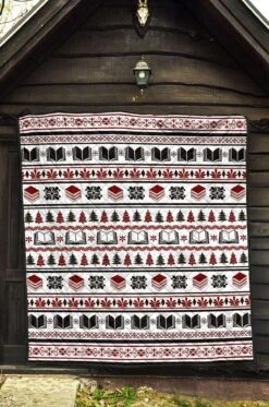 Bookish Christmas Quilt -Home Fashion Store front 5 890275fd 042e 4926 b216 d3a9ed503eab