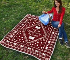 Red Bookish Christmas Quilt -Home Fashion Store front 6 3250804e 14f1 4857 8ef1 2ea6c8920399