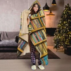 Bookshelf Pattern Hooded Blanket -Home Fashion Store front 6 f00d6657 a61e 4610 b0c6 3a122649bc57